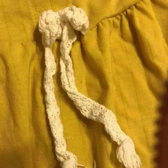 Vogue Homewear unique long sleeve top. - Picture 10 of 10